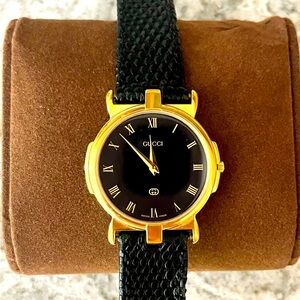 Vintage 1980’s Men’s Gucci Watch 3400 M Leather Black Genuine Original Case